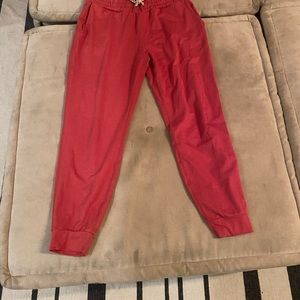 Vuori joggers- salmon/ light red color